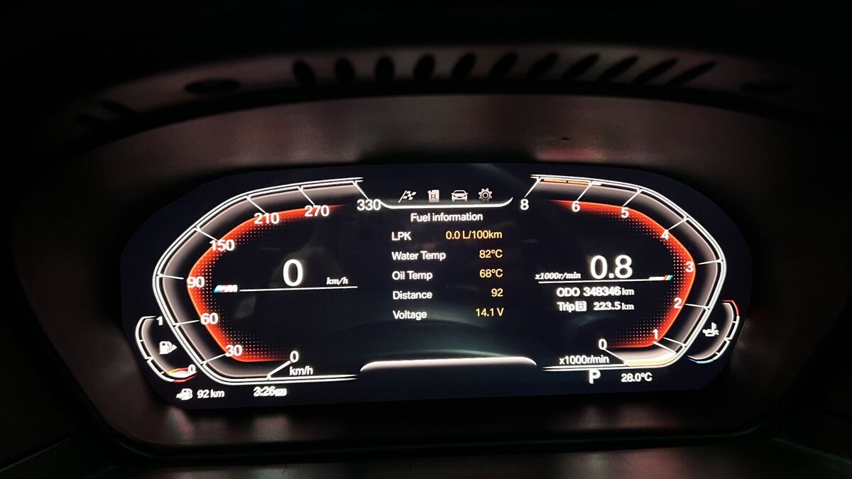 F30 digital cluster