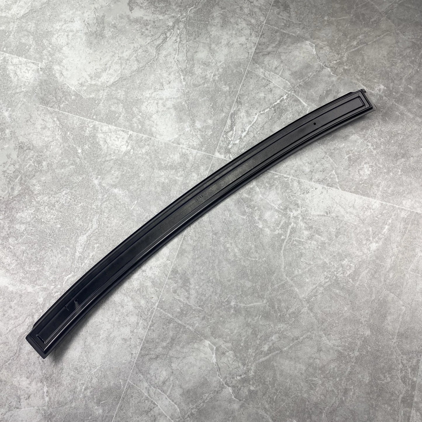 E90 Roof Spoiler